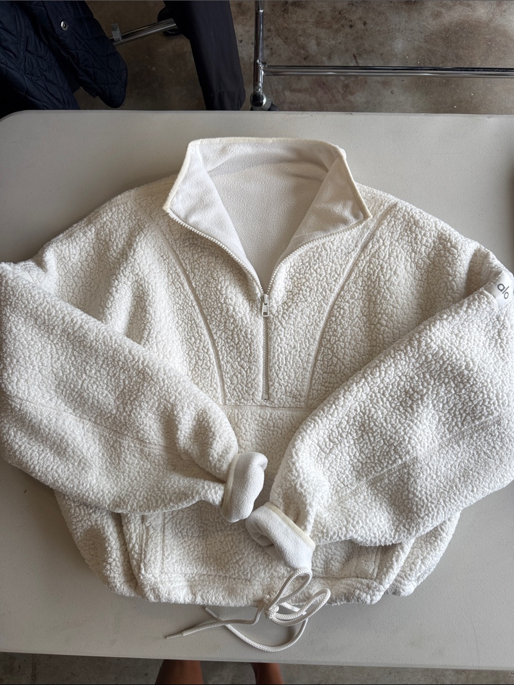 Alo Yoga Cozy Sherpa Half-Zip Jacket in Ivory